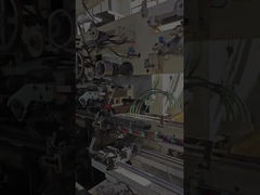 علب غذائية من القصدير